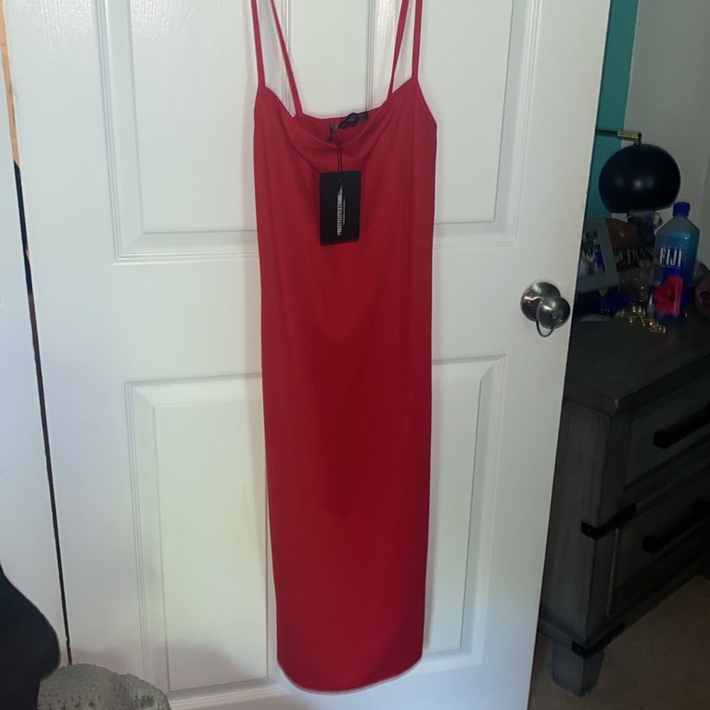 NWT PrettyLittleThing 🔥 bodycon midi